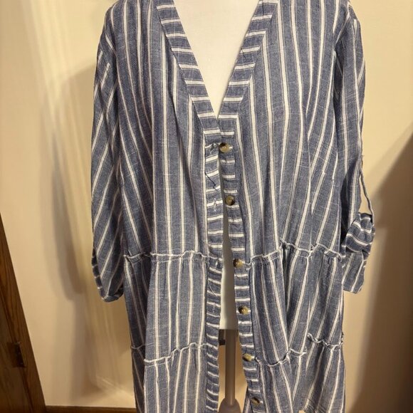 CLUB Z COLLECTION Gray/White (100% Cotton) top - 3x - Picture 1 of 13